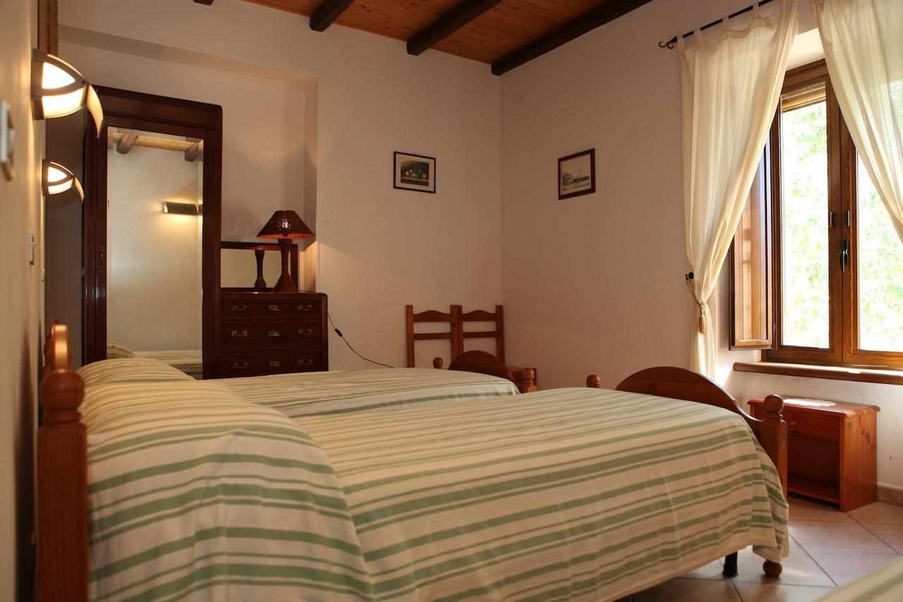 Agriturismo A'Sena-Runcatini Cimina Номер фото